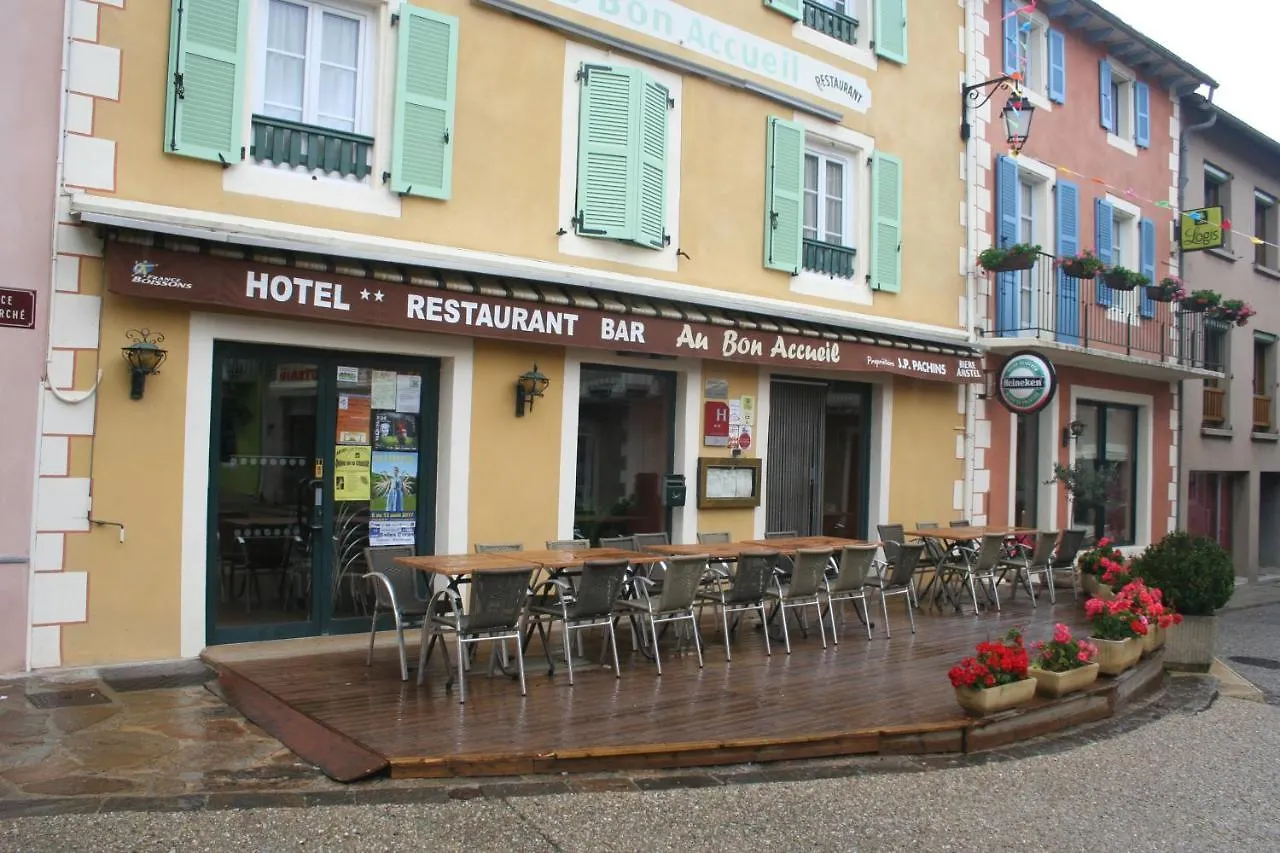 **  Logis Hotel Restaurant Au Bon Accueil Arvieu France